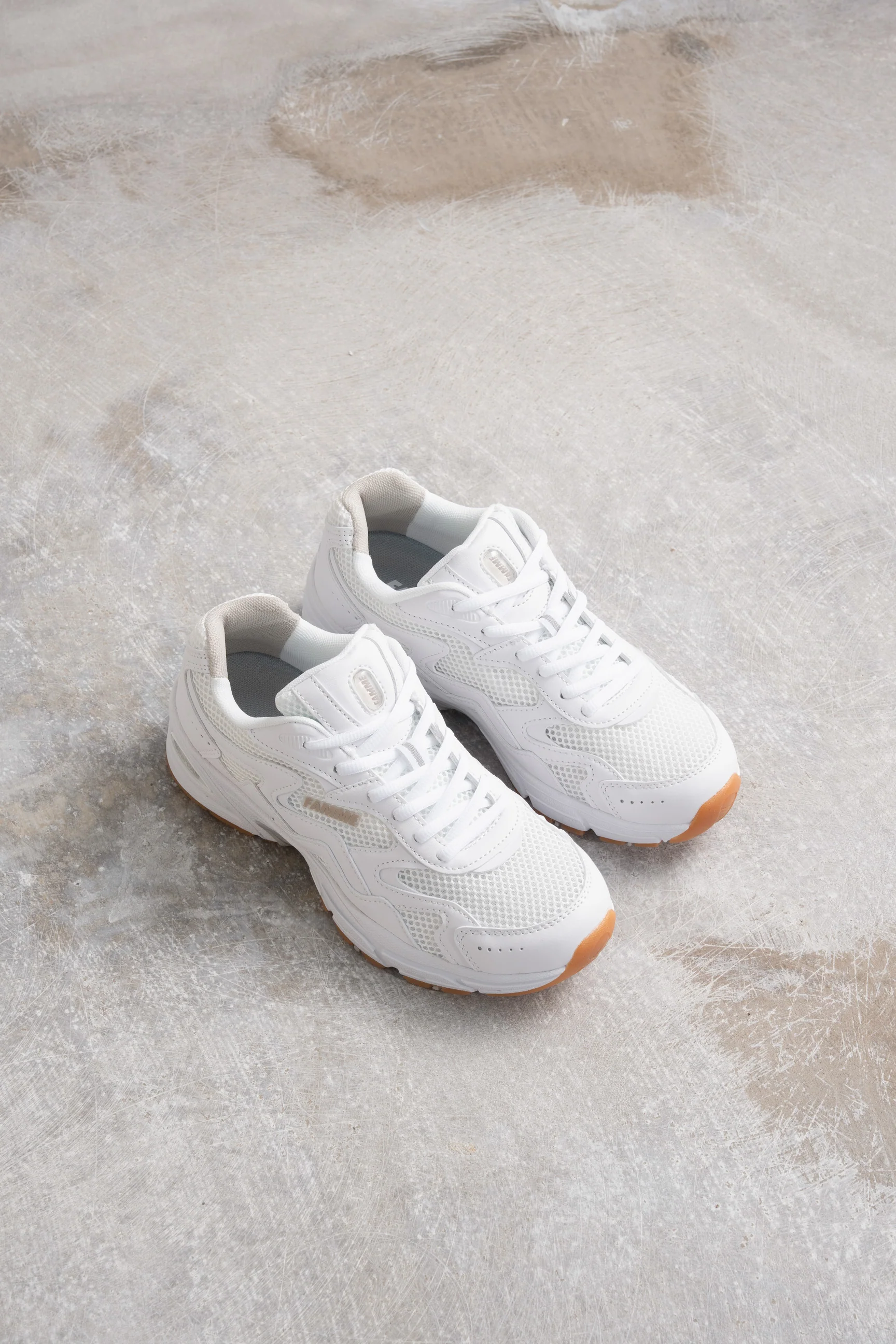 90S Trainers - Image 4