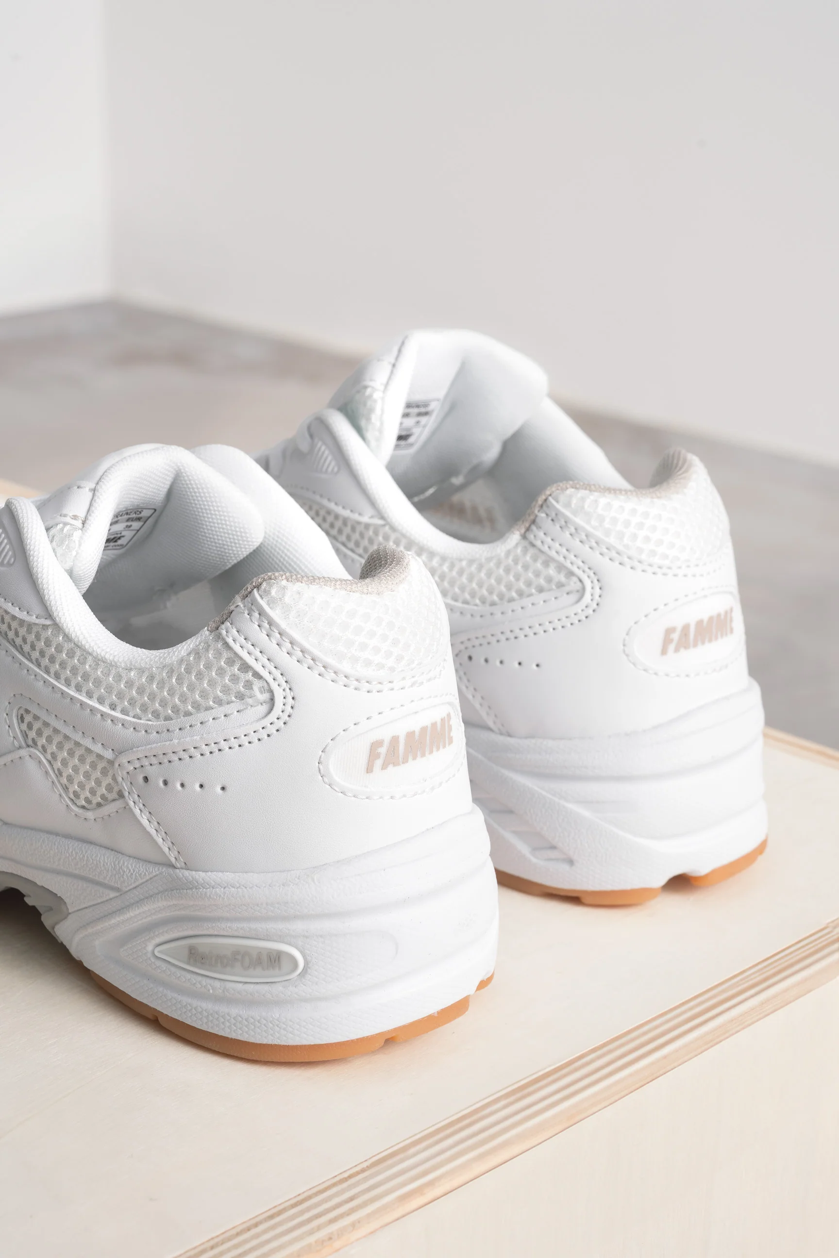 90S Trainers - Image 5