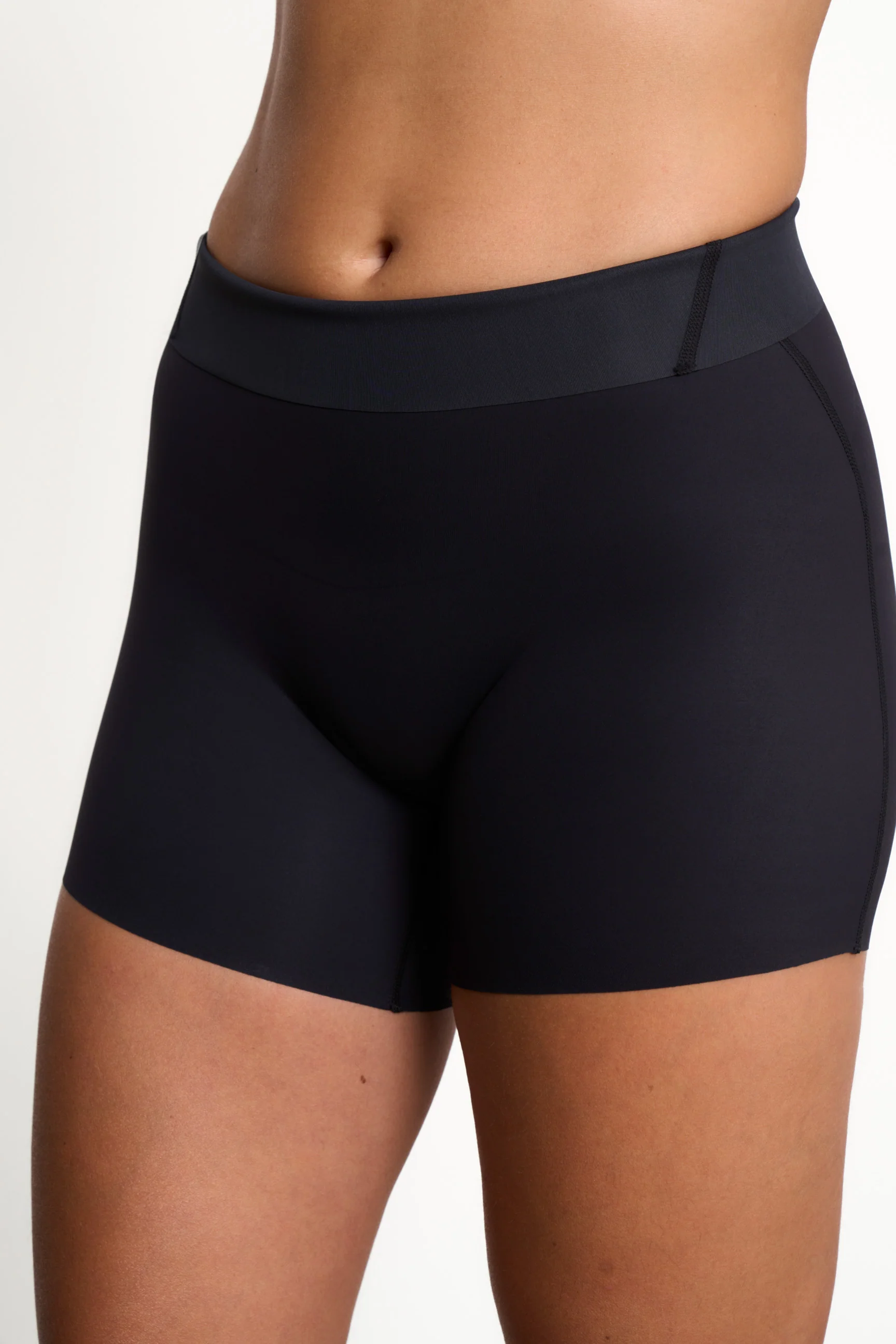 Core Compression Shorts - Image 11