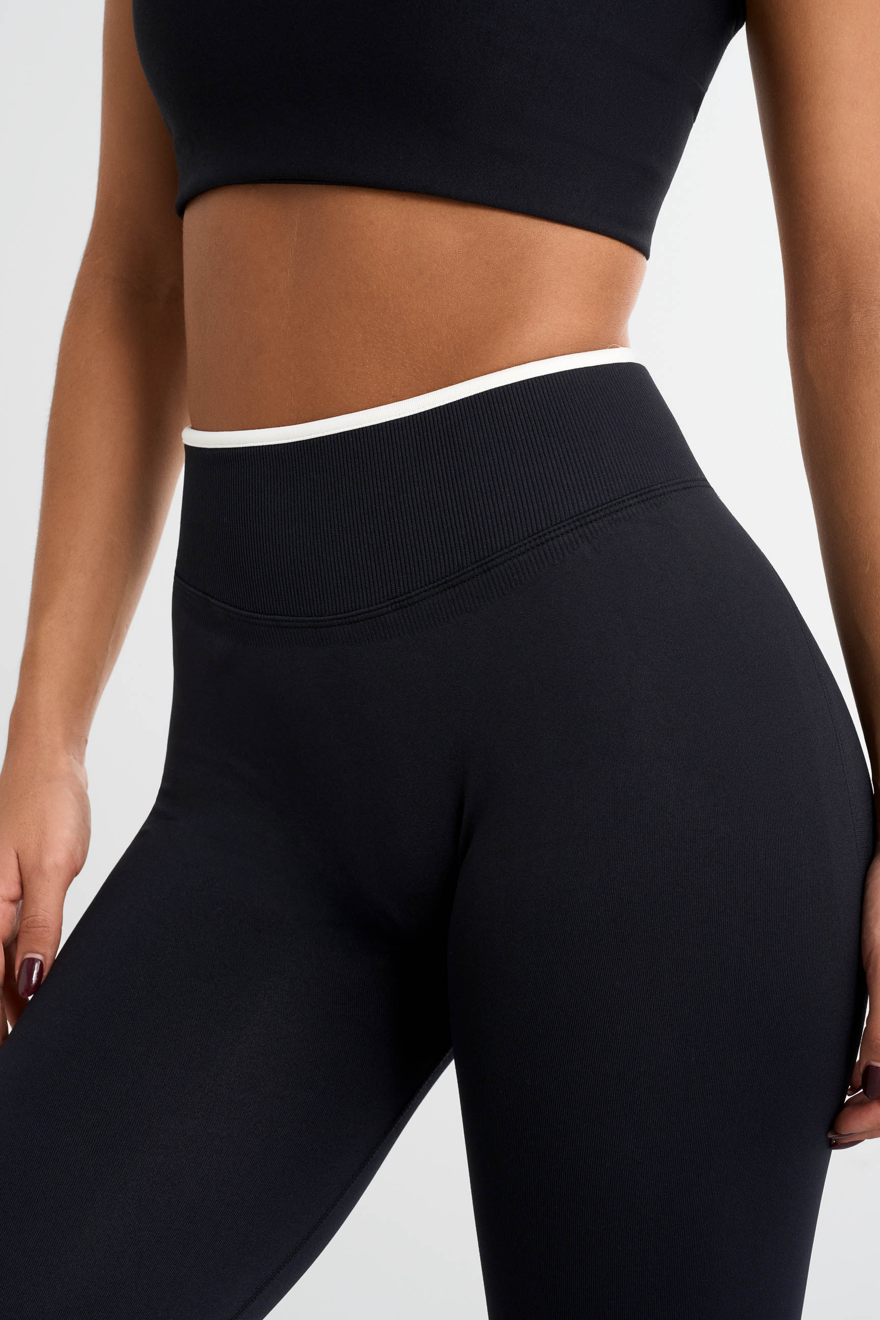 Forme Blanc Leggings - Image 12