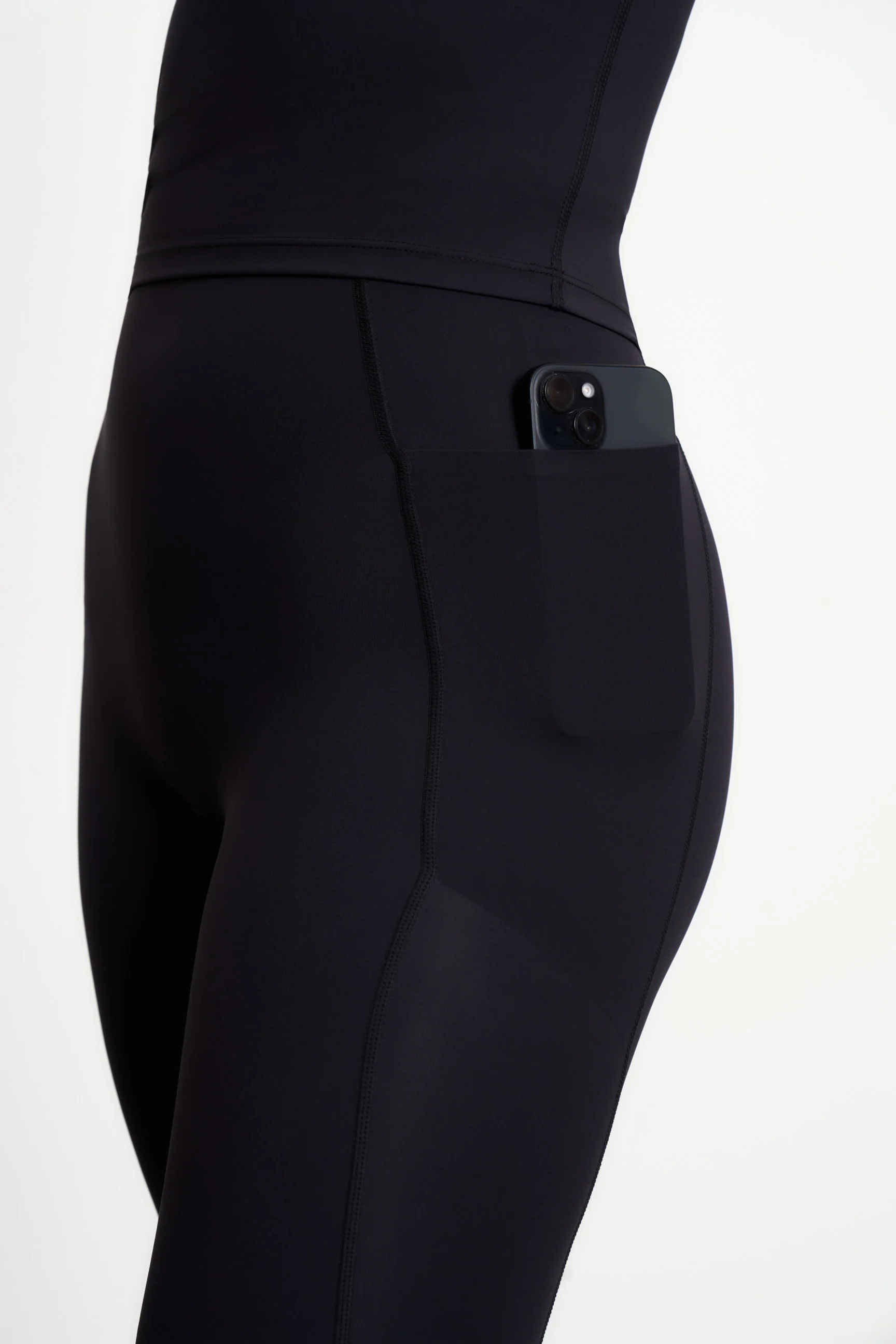 Pocket Compression Leggings - Image 18