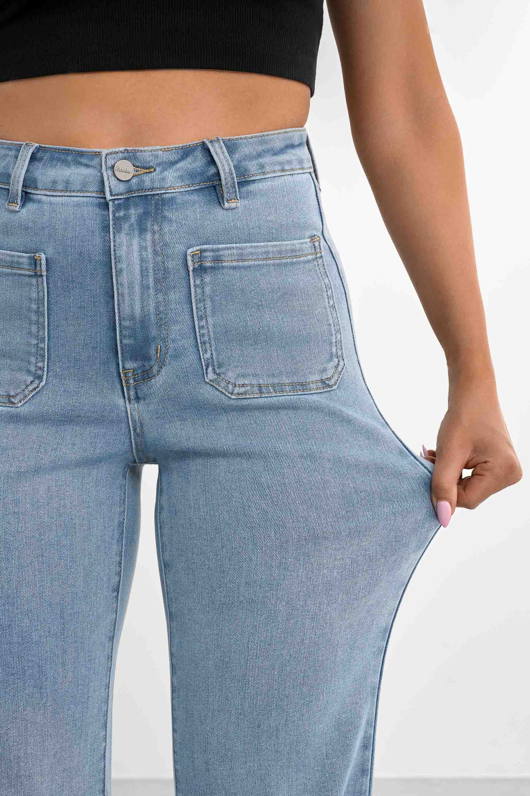 Retro Flared Jeans - Image 3