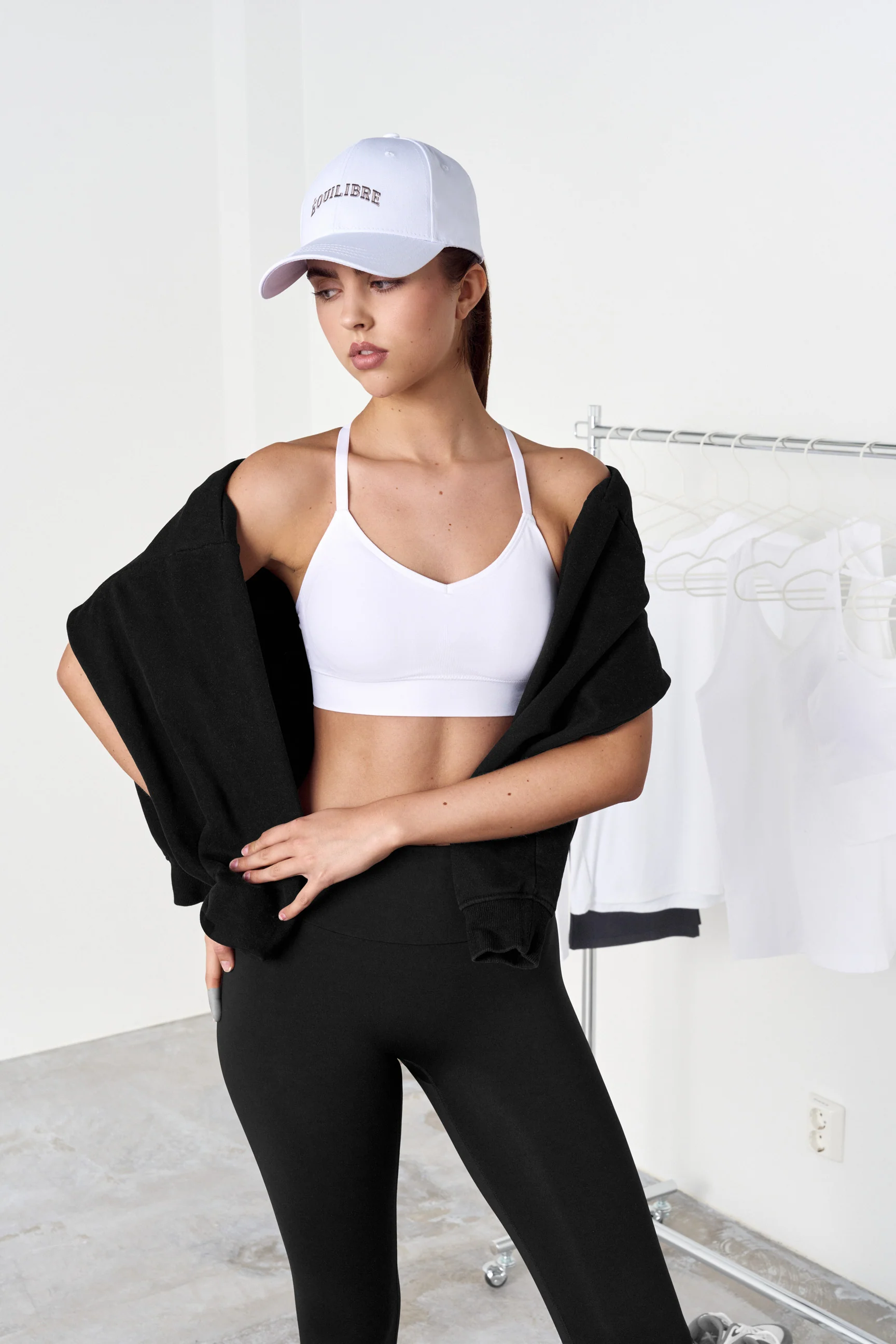 Seamless Sports Bra - Image 11