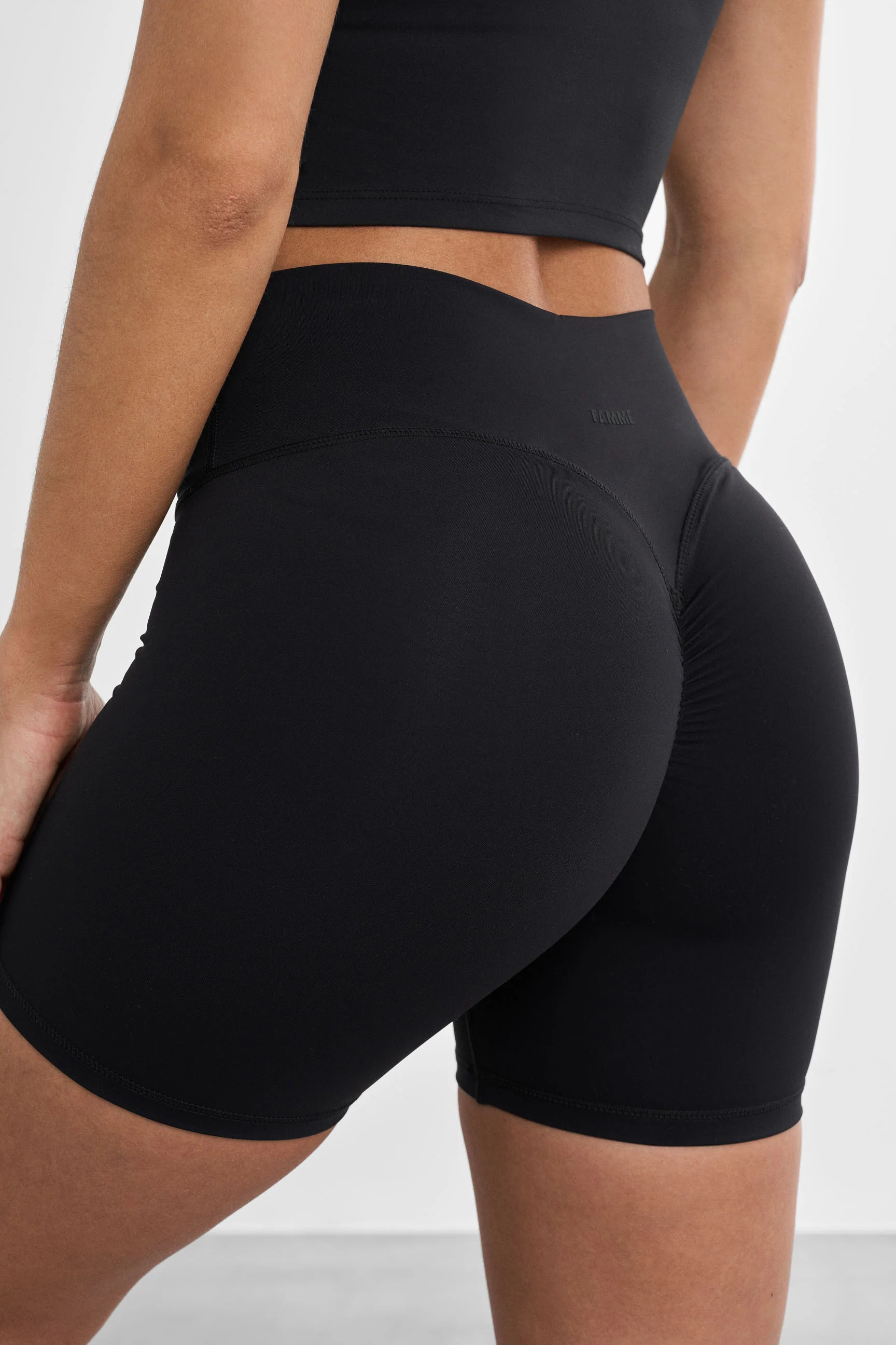 Signature Scrunch Shorts - Image 4