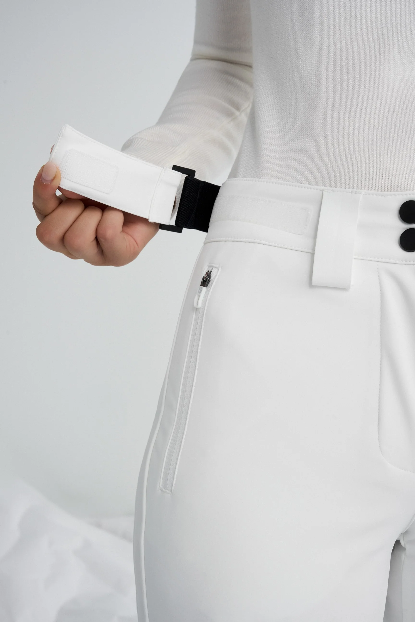 Ski Pants - Image 15