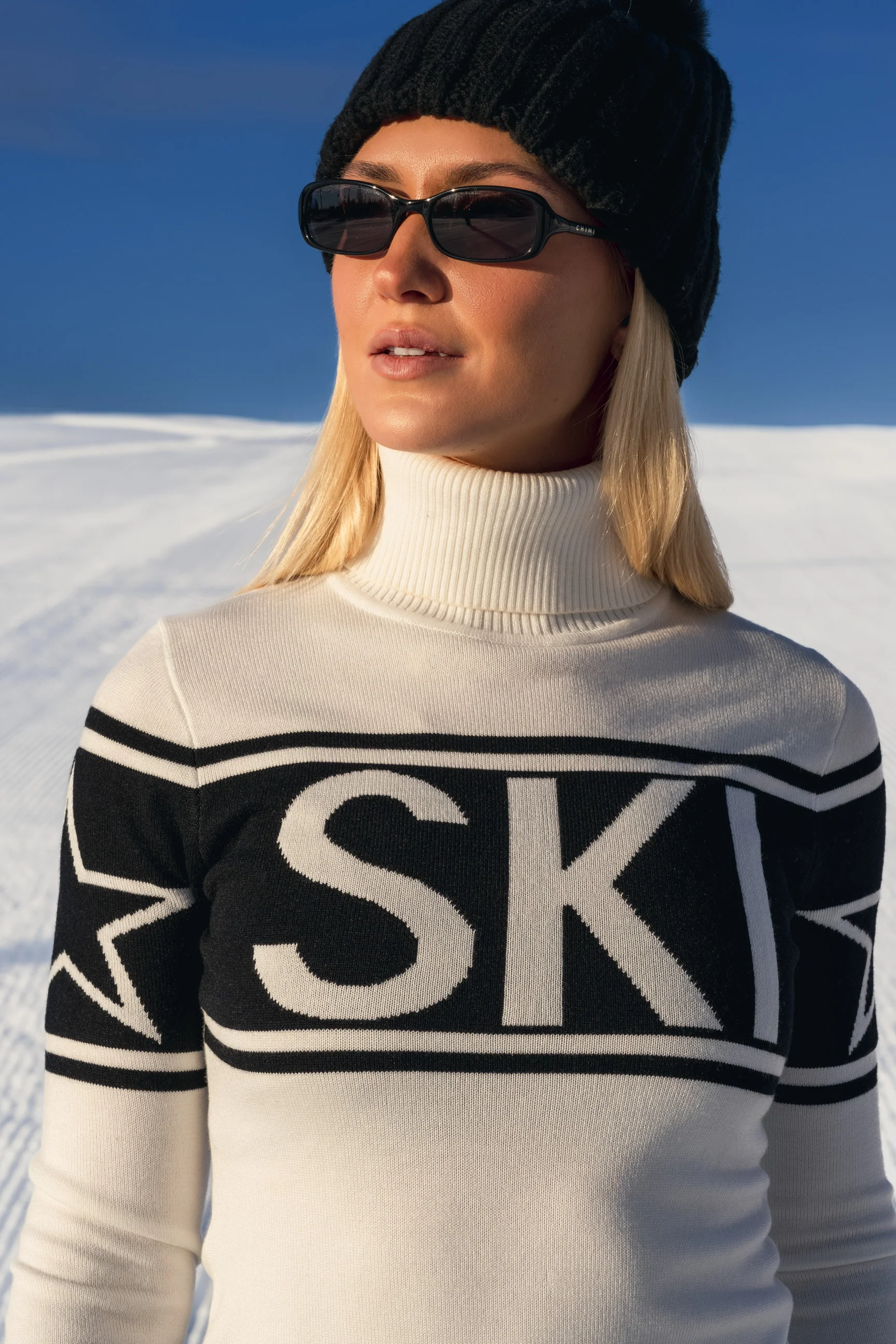 SKI Sweater - Image 11
