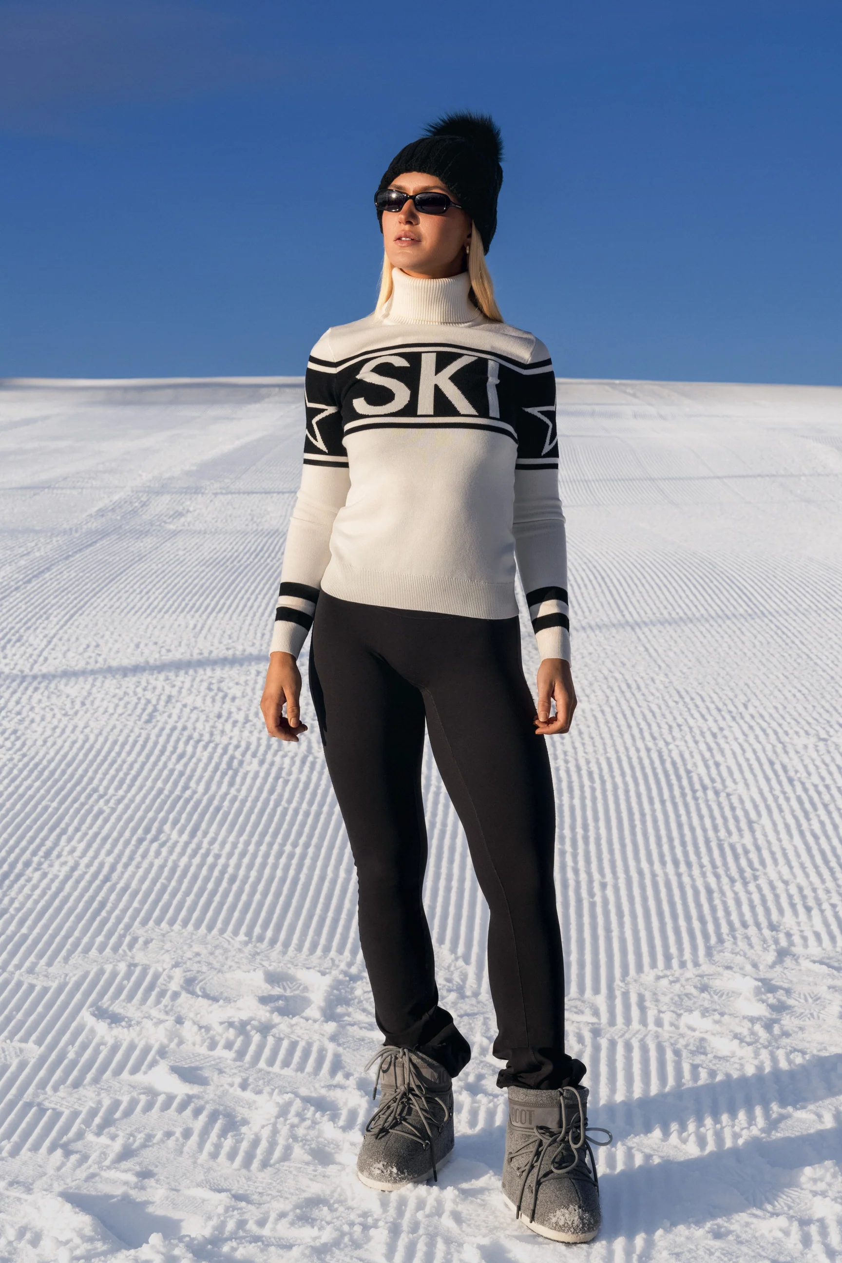 SKI Sweater - Image 12