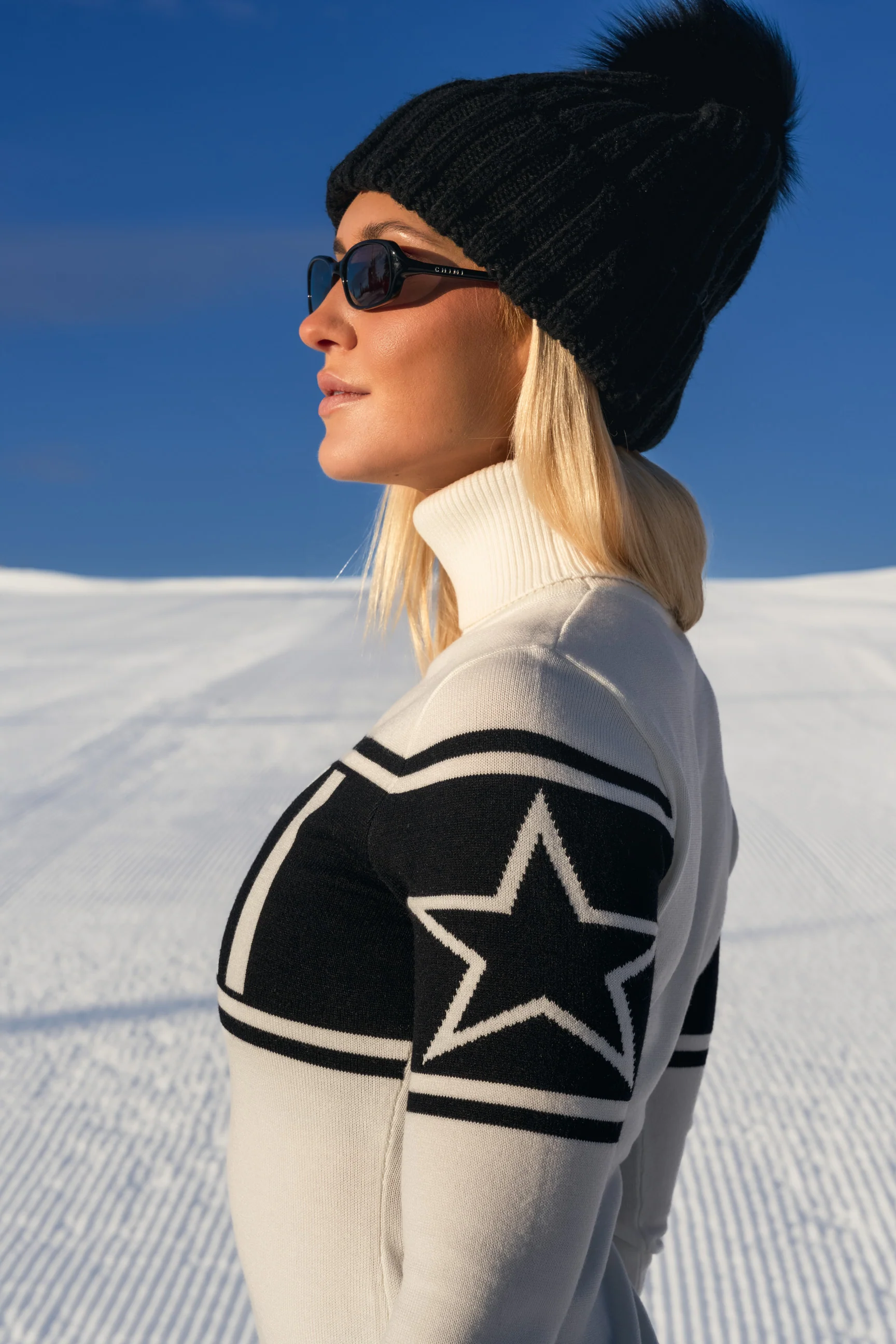 SKI Sweater - Image 13