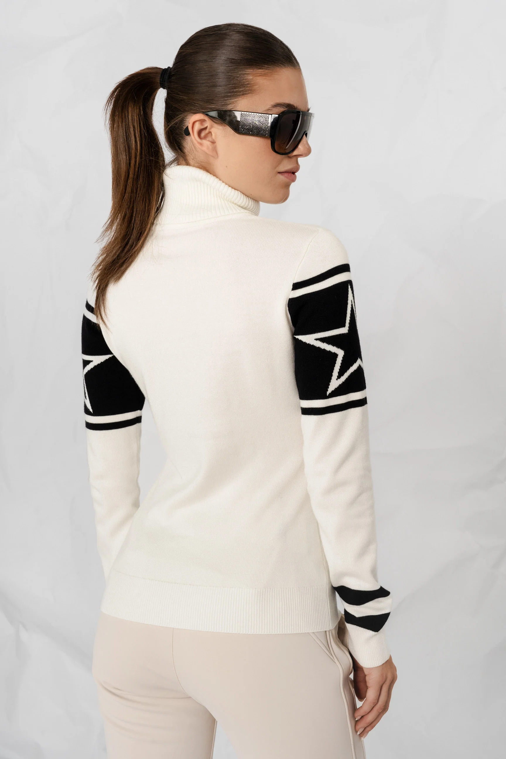 SKI Sweater - Image 3